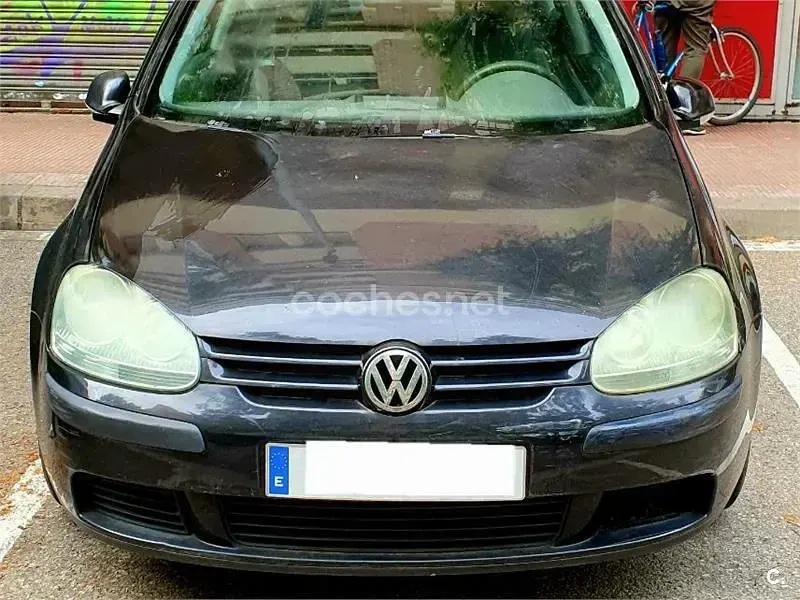 Usado VW Golf IV Highline 102 CV (75 kW) 2004 Negro Berlina