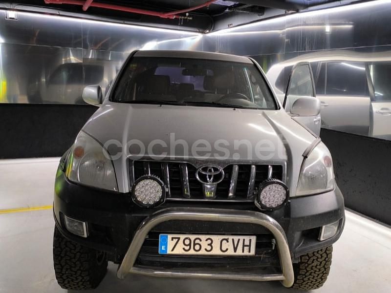 Gris / plata Usado 2003 Toyota Land Cruiser SUV | 19.990 € (Precio justo) - Imagen 1/4