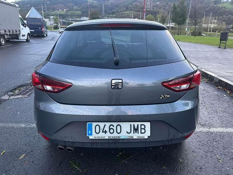 Usado Seat Leon SC FR 179 CV (131 kW) 2016 Gris Utilitario