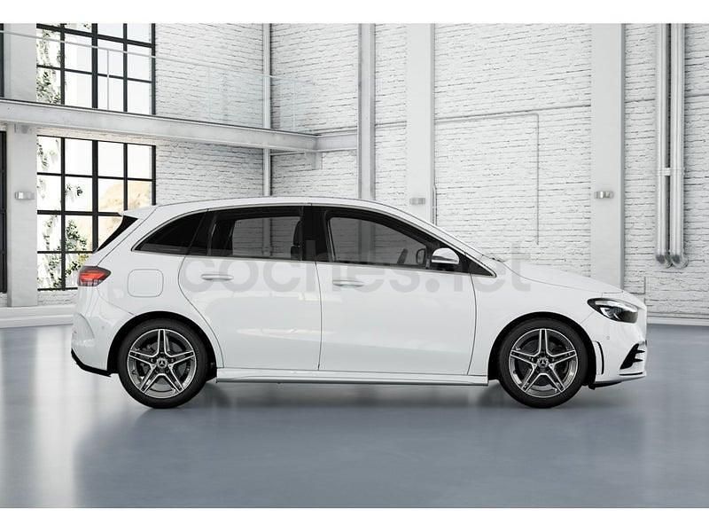 Usado Mercedes B250e 218 CV (160 kW) 2025 Blanco Monovolumen