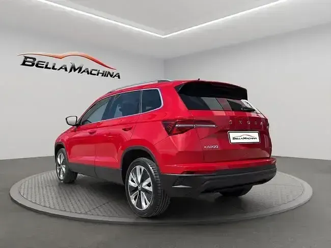 Usado Skoda Karoq Style 150 HP (110 kW) 2023 Vermelho SUV