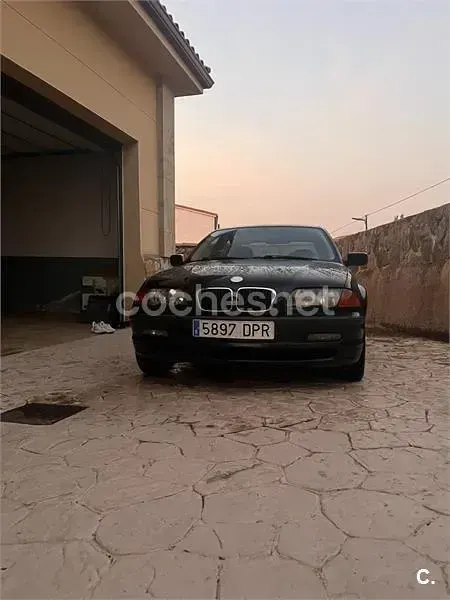 Usado BMW 320 136 CV (100 kW) 2001 Negro Berlina