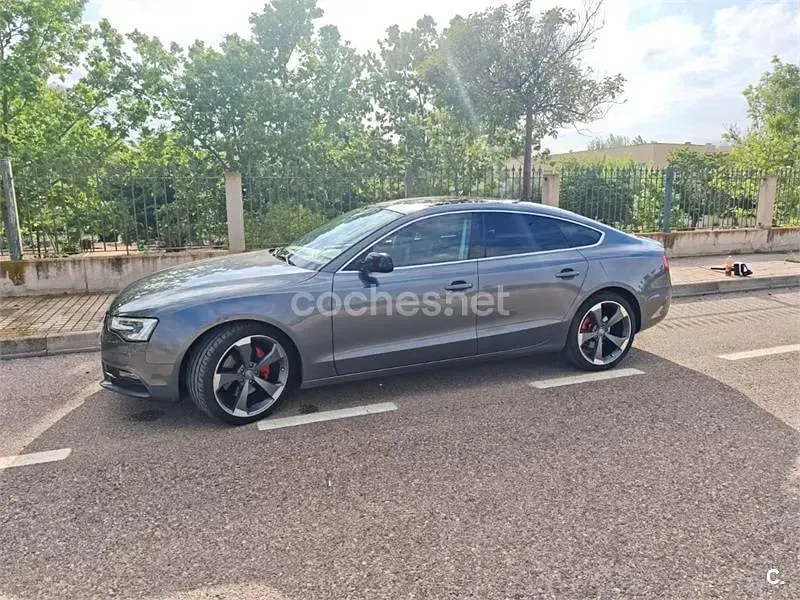 Usado Audi A5 Sportback Advanced 245 CV (180 kW) 2013 Gris / plata Utilitario