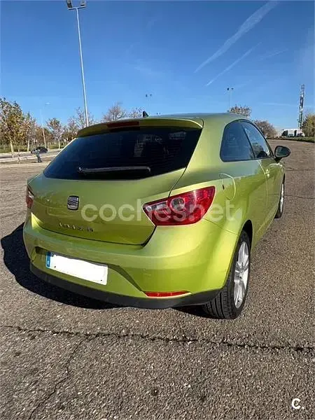 Usado Seat Ibiza SC Sport 85 CV (62 kW) 2009 Verde Utilitario