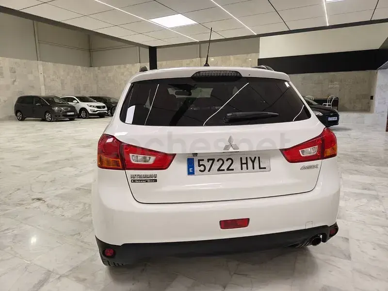 Usado Mitsubishi ASX Motion 116 CV (85 kW) 2015 Blanco SUV