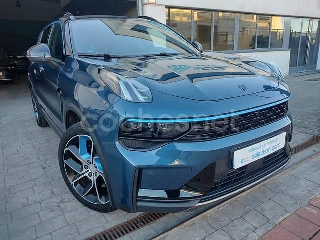 Azul Usado 2024 Lynk & Co 01 SUV | 29.899 € (Caro) - Imagen 1/3