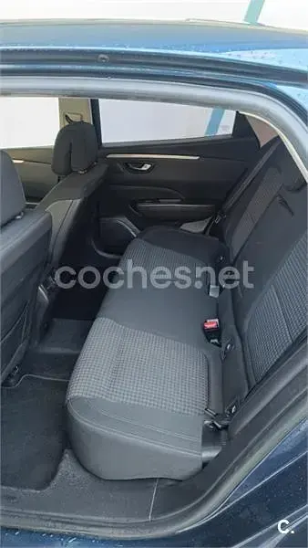 Usado Renault Talisman Intens 130 CV (95 kW) 2018 Azul Berlina