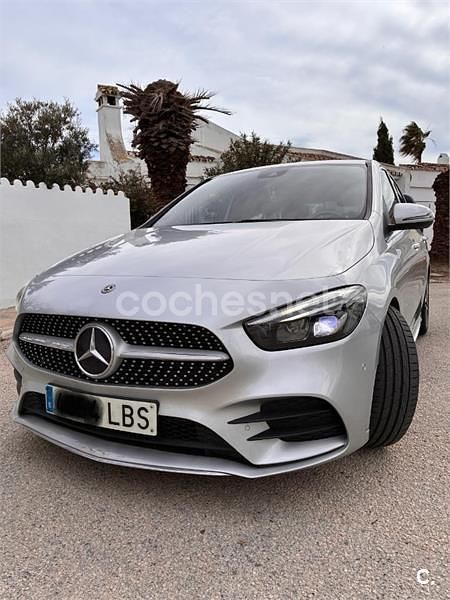 Usado Mercedes B200 136 CV (100 kW) 2019 Gris / plata Monovolumen
