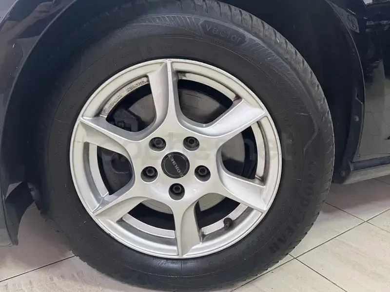 Usado VW Golf VII Edition 105 CV (77 kW) 2014 Negro Berlina