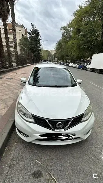 Usado Nissan Pulsar Acenta 110 HP (80 kW) 2015 Branco Citadino
