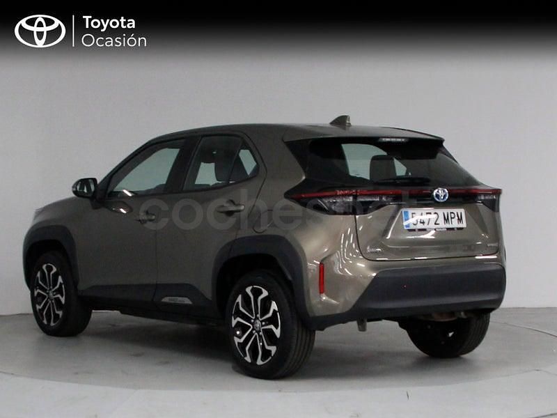Usado Toyota Yaris Cross Active 116 CV (85 kW) 2024 Blanco SUV