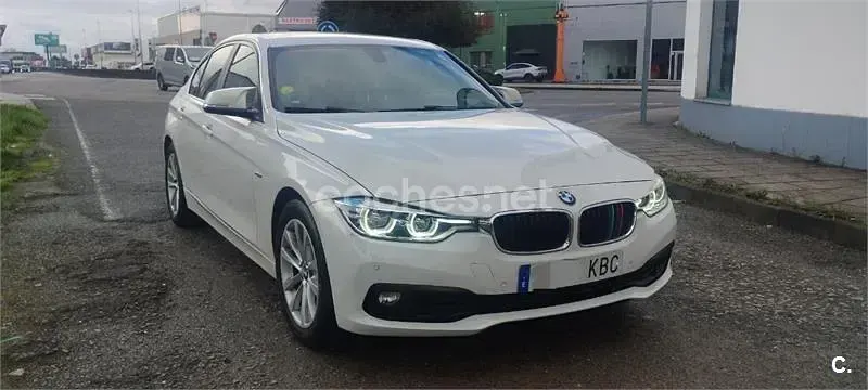 Usado BMW 318 150 CV (110 kW) 2017 Blanco Berlina