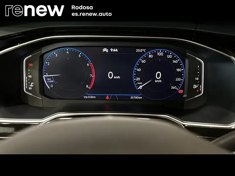 Usado VW Polo R-line 95 CV (69 kW) 2023 Rojo Utilitario