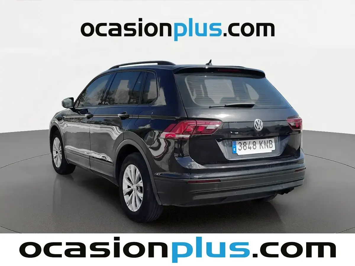 Usado VW Tiguan Edition 115 CV (84 kW) 2018 Negro SUV