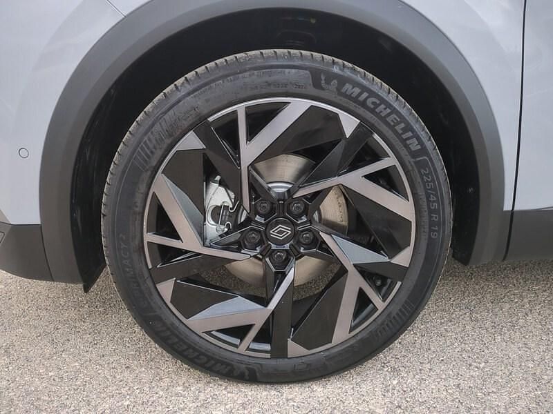 Usado Renault Symbioz Esprit Alpine 145 CV (106 kW) 2024 Gris SUV