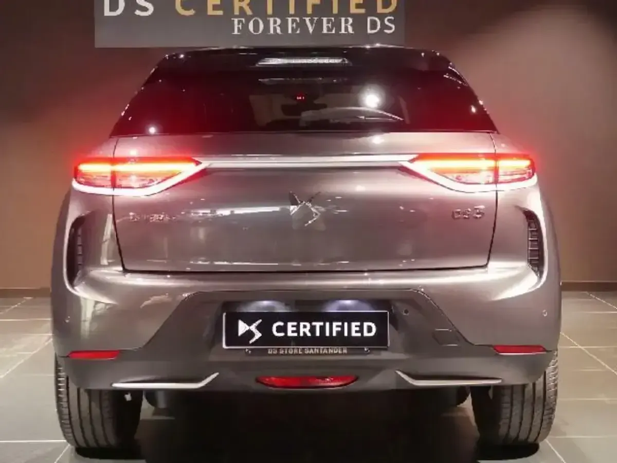 Usado DS Automobiles DS3 Crossback E-Tense Grand Chic 100 kW (136 CV) 2021 Gris SUV