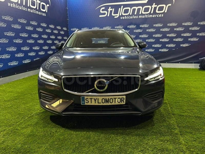 Usado Volvo V60 Momentum 150 HP (110 kW) 2021 Cinzento Carrinha