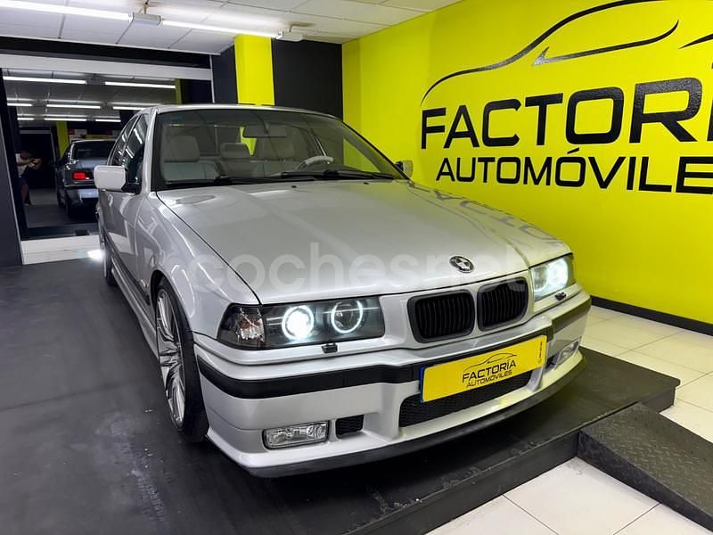 Usado BMW 325 115 CV (84 kW) 1996 Gris / plata Berlina