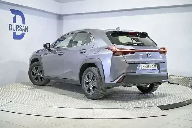 Usado Lexus UX Business Edition 184 CV (135 kW) 2022 Gris SUV