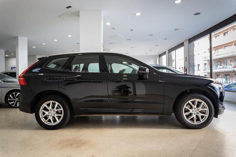 Käytetty Volvo XC60 Inscription 407 HP (299 kW) 2019 Musta Katumaasturi