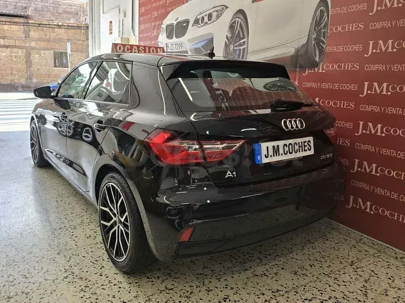 Usado Audi A1 Sportback 95 CV (69 kW) 2020 Negro Utilitario