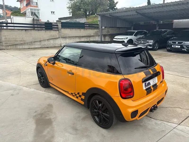 Usado Mini Cooper S 192 CV (141 kW) 2017 Naranja Utilitario