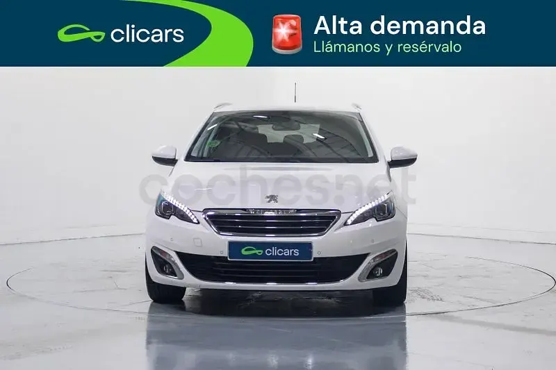 Usado Peugeot 308 SW Allure 130 CV (95 kW) 2017 Blanco Familiar