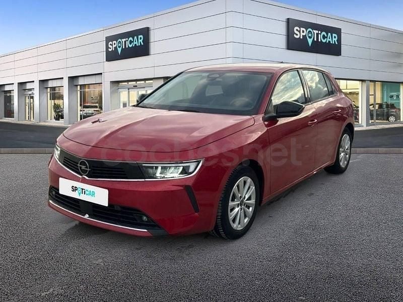 Usado Opel Astra Edition 130 HP (95 kW) 2023 Vermelho Sedan