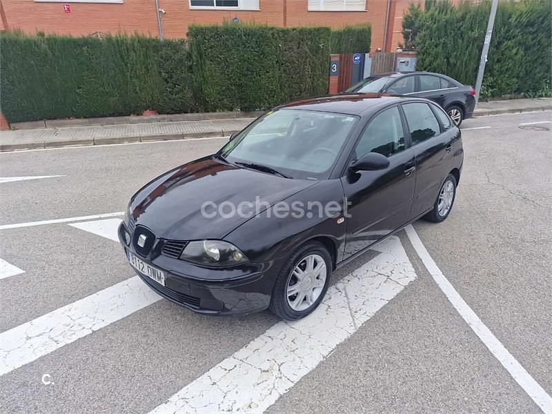 Usado Seat Ibiza Reference 70 CV (51 kW) 2006 Negro Berlina