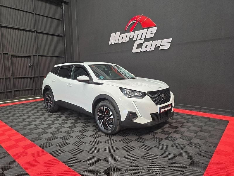 Usado Peugeot 2008 Active 110 CV (80 kW) 2022 Blanco SUV