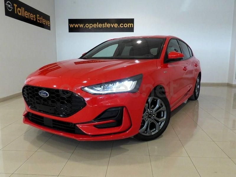 Usado Ford Focus ST-Line X 155 CV (114 kW) 2024 Rojo Berlina
