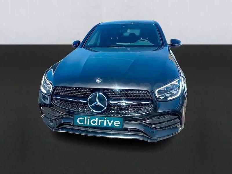 Usado Mercedes GLC220 194 CV (142 kW) 2022 Gris / plata Coupe