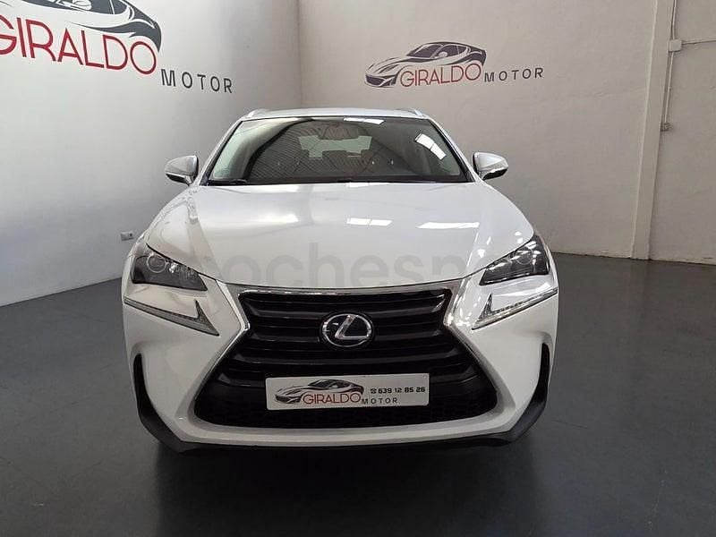 Usado Lexus NX300h Executive Line 197 CV (144 kW) 2017 Blanco SUV