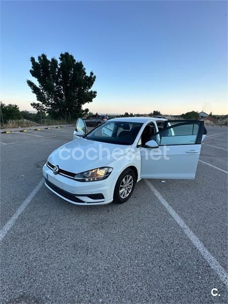 Blanco Usado 2017 VW Golf VII Advance Berlina | 11.500 € (Super precio) - Imagen 1/4