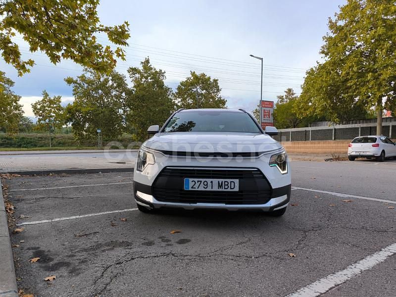 Usado Kia Niro 141 CV (103 kW) 2022 Blanco SUV