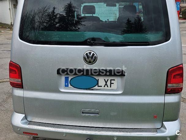 Usado VW Multivan Startline 114 CV (83 kW) 2012 Gris / plata Monovolumen