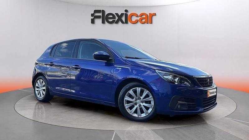 Usado Peugeot 308 Style 131 CV (96 kW) 2020 Azul Berlina