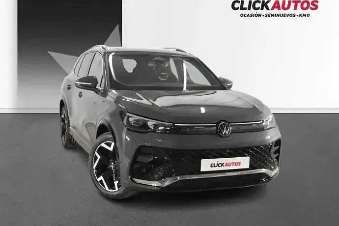 Usado VW Tiguan R-line 150 CV (110 kW) 2025 Gris SUV