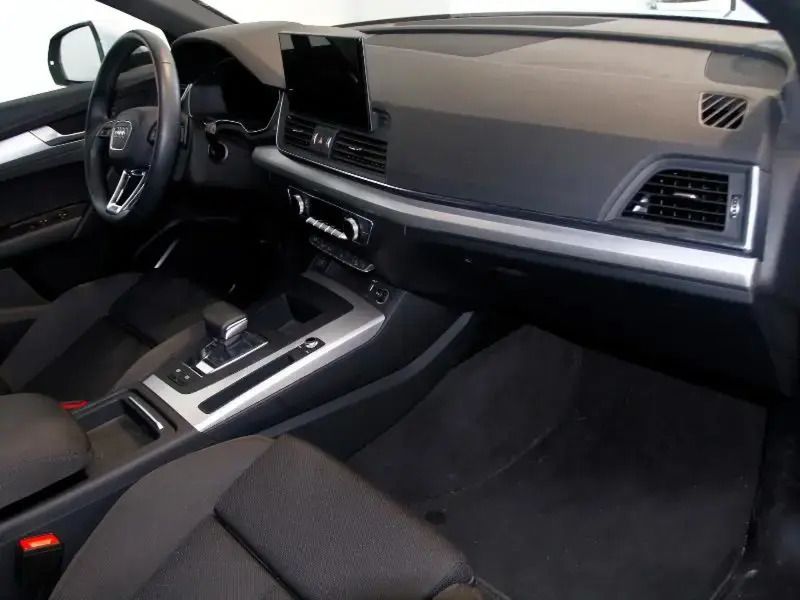 Usado Audi Q5 S-Line 163 CV (119 kW) 2023 Gris/plata SUV