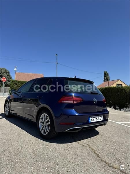 Usado VW Golf VIII Advance 130 CV (95 kW) 2020 Azul Berlina