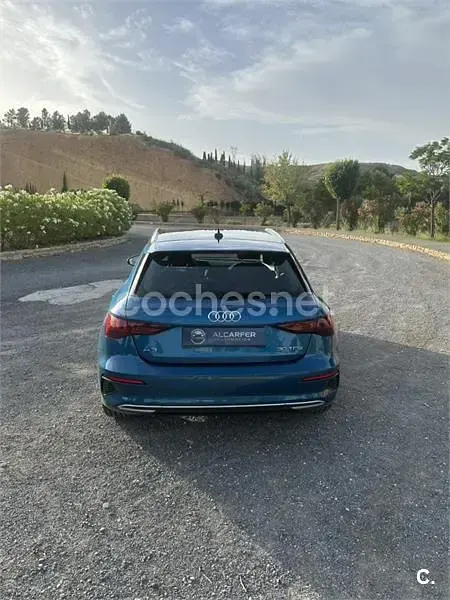 Usado Audi A3 Premium 110 CV (80 kW) 2021 Azul Berlina