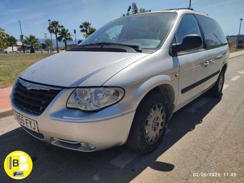 Gris Usado 2007 Chrysler Voyager Monovolumen | 6499 € (Buen precio) - Imagen 1/4