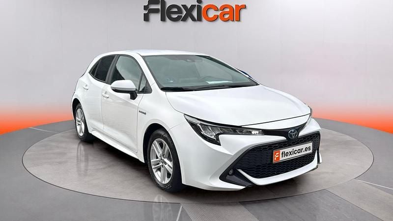 Usado Toyota Corolla Active 122 CV (89 kW) 2021 Blanco Berlina