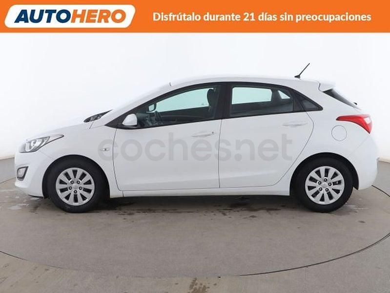 Usado Hyundai i30 90 CV (66 kW) 2015 Blanco Utilitario