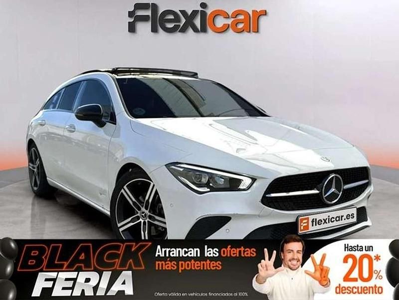 Blanco Usado 2020 Mercedes CLA180 Shooting Brake Familiar | 22.990 € (Buen precio) - Imagen 1/4