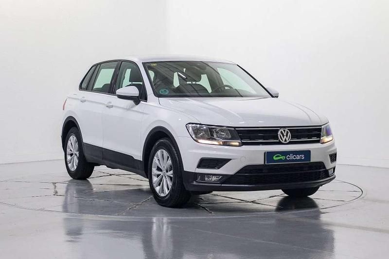 Usado VW Tiguan Edition 116 CV (85 kW) 2020 Blanco SUV