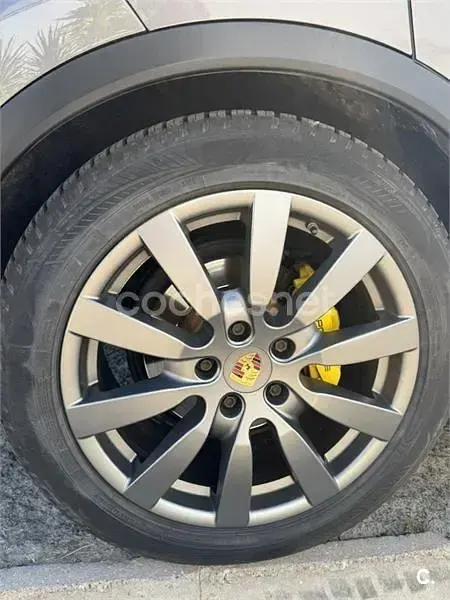 Käytetty Porsche Cayenne 380 HP (279 kW) 2012 Peessi Katumaasturi