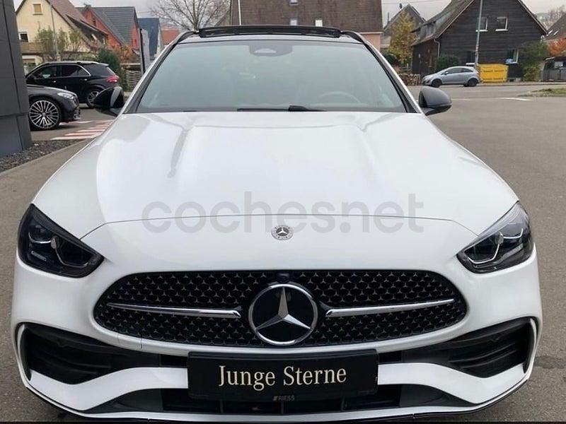 Usado Mercedes C300e 313 CV (230 kW) 2024 Blanco Familiar