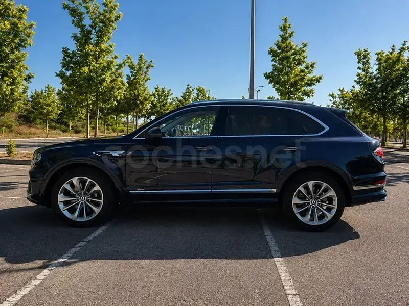 Usado Bentley Bentayga 449 CV (330 kW) 2021 Azul SUV