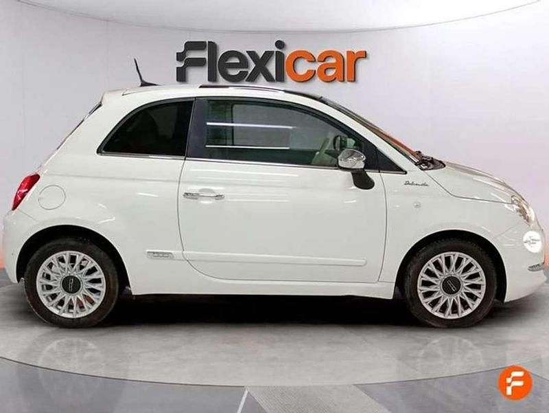 Usado Fiat 500 Dolcevita 71 CV (52 kW) 2021 Blanco Berlina